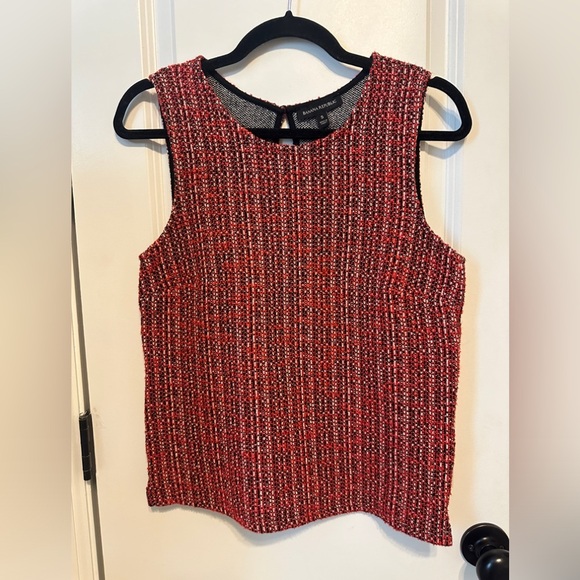 Banana Republic Knit Blouse - Picture 3 of 11